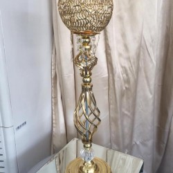 Tek Kollu Şamdan Topuz